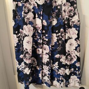 Covington A-Line Skirt with Floral Design in Blue and White